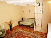 1-комнатная квартира посуточно Челябинск, ул. Тимирязьева, 19: Фотография 4