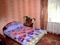 1-комнатная квартира посуточно Магнитогорск, улица Суворова, 115: Фотография 2
