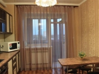 2-комнатная квартира посуточно Иркутск, Байкальская улица, 202/5: Фотография 2