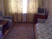 2-комнатная квартира посуточно Березники, Свердлова, 138: Фотография 2