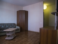 1-комнатная квартира посуточно Красноярск, улица Алексеева, 53: Фотография 4