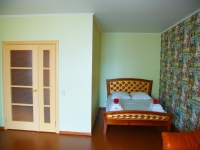 1-комнатная квартира посуточно Брянск, ул. Фокина, 49: Фотография 2
