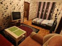 2-комнатная квартира посуточно Уфа, улица Рихарда Зорге, 54: Фотография 3