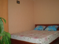 1-комнатная квартира посуточно Керчь, Маршала Еременко, 41: Фотография 2
