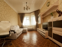 2-комнатная квартира посуточно Нижневартовск, Чапаева, 9: Фотография 2