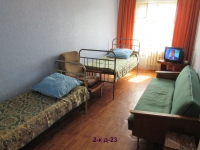 2-комнатная квартира посуточно Усть-Катав, мкр, 9: Фотография 10