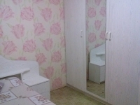 2-комнатная квартира посуточно Челябинск, Островского, 7: Фотография 3