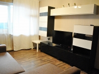 2-комнатная квартира посуточно Екатеринбург, улица Высоцкого, 6: Фотография 7