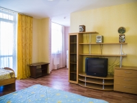 1-комнатная квартира посуточно Красноярск, Алексеева , 47: Фотография 2