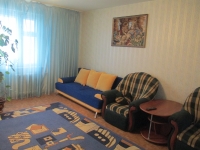 3-комнатная квартира посуточно Нижнекамск, Чишмале, 1: Фотография 2