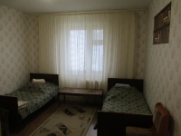 3-комнатная квартира посуточно Нижнекамск, Чишмале, 1: Фотография 3