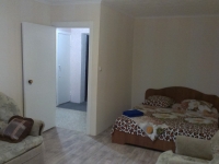 1-комнатная квартира посуточно Сарапул, Дубровская , 15: Фотография 2