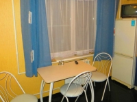 1-комнатная квартира посуточно Тольятти, Маршала жукова, 68: Фотография 4