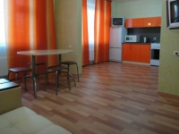 2-комнатная квартира посуточно Тольятти, Льва Яшина, 7А: Фотография 4