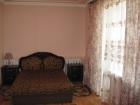 2-комнатная квартира посуточно Симферополь, Гагарина, 1: Фотография 12