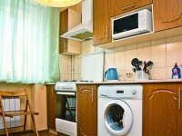 1-комнатная квартира посуточно Ростов-на-Дону, чехова, 103: Фотография 2