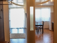 1-комнатная квартира посуточно Новосибирск, Серебряные ключи, 4: Фотография 2