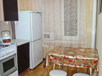 3-комнатная квартира посуточно Саратов, Зарубина , 158/162: Фотография 7