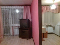 1-комнатная квартира посуточно Барановичи, Комсомольская, 9: Фотография 2