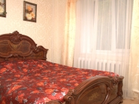 2-комнатная квартира посуточно Новосибирск, урицкого, 37: Фотография 4