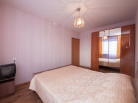 3-комнатная квартира посуточно Красноярск, Весны, 2: Фотография 2