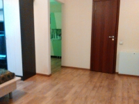 2-комнатная квартира посуточно Барнаул, Петра Сухова, 2В: Фотография 2