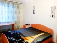 2-комнатная квартира посуточно Тобольск, 7 микрорайон, 46: Фотография 2