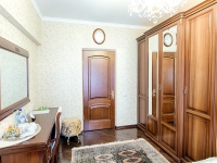 1-комнатная квартира посуточно Екатеринбург, Челюскинцев , 19: Фотография 3