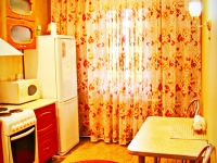 1-комнатная квартира посуточно Набережные Челны, ул. Шамиля Усманова, 29: Фотография 4