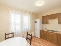 2-комнатная квартира посуточно Нижний Новгород, карла маркса, 43: Фотография 9