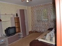 1-комнатная квартира посуточно Белгород, Костюкова, 1: Фотография 2
