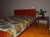 1-комнатная квартира посуточно Белгород, славянская, 15: Фотография 6