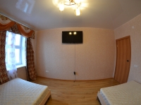 2-комнатная квартира посуточно Красноярск, Киренского , 41: Фотография 2