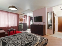 1-комнатная квартира посуточно Екатеринбург, Челюскинцев , 33: Фотография 4