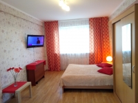 2-комнатная квартира посуточно Нижний Новгород, улица Мичурина, 1: Фотография 8