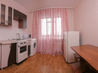 1-комнатная квартира посуточно Красноярск, Алексеева, 51: Фотография 3
