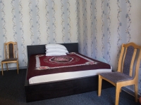 2-комнатная квартира посуточно Екатеринбург, Челюскинцев, 29: Фотография 2