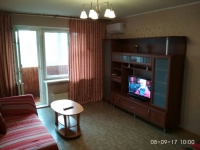 1-комнатная квартира посуточно Тольятти, Автостроителей , 5: Фотография 2
