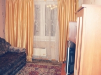 2-комнатная квартира посуточно Тюмень,  Республики, 14: Фотография 3