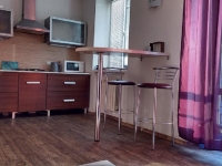 1-комнатная квартира посуточно Кемерово, пр. Химиков , 17: Фотография 3