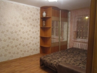 2-комнатная квартира посуточно Когалым, Ленинградская, 43: Фотография 3