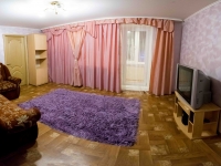 3-комнатная квартира посуточно Тюмень, Первомайская, 58: Фотография 3