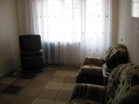 2-комнатная квартира посуточно Брянск, менжинского, 15: Фотография 2