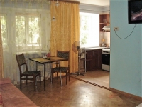 1-комнатная квартира посуточно Железноводск, Ленина балкон в лес, 5Е: Фотография 4