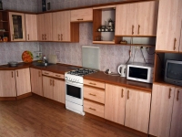 3-комнатная квартира посуточно Красноярск, Батурина , 38: Фотография 2