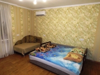 2-комнатная квартира посуточно Евпатория, Перекопская , 4: Фотография 3