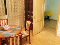 2-комнатная квартира посуточно Псков, Коммунальная, 12: Фотография 6