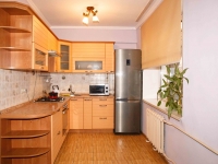 2-комнатная квартира посуточно Алматы, Шарипова, 124: Фотография 3