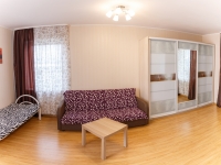 2-комнатная квартира посуточно Петрозаводск, Варламова , 35: Фотография 2