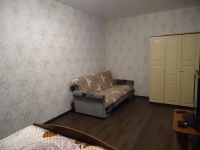 2-комнатная квартира посуточно Горно-Алтайск, осипенко, 31: Фотография 5